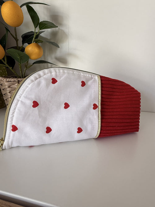 Trousse d'école Charlotte en velours cotelé rouge et coton coeurs